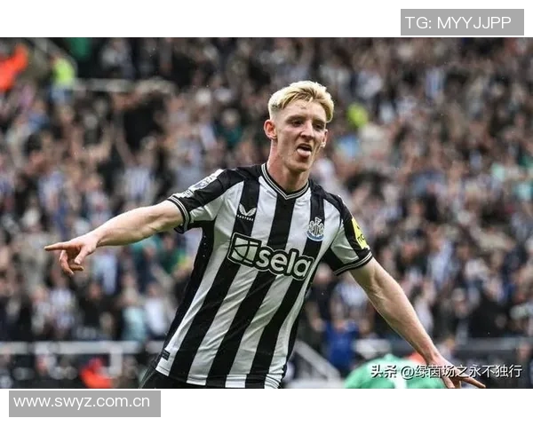 纽卡斯尔签约15岁天才中卫交易金额达375万镑加奖金 纽卡斯尔签约15岁天才中卫交易金额达375万镑加奖金