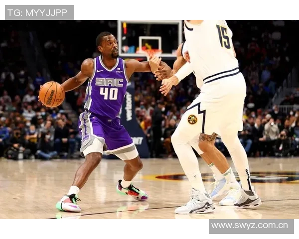 七人得分上双福克斯谈文班缺阵强调团队合作精神 七人得分上双福克斯谈文班缺阵强调团队合作精神