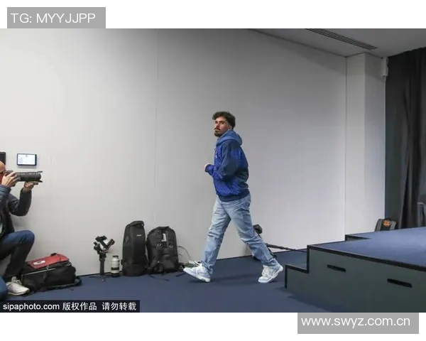 意媒报道莱奥与阿莱格里关系良好积极看待批评与沟通