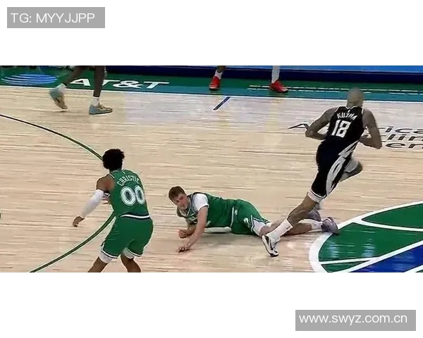 库兹马进攻表现不佳12投仅4中三分球命中率低迷仅得10分5篮板2助攻