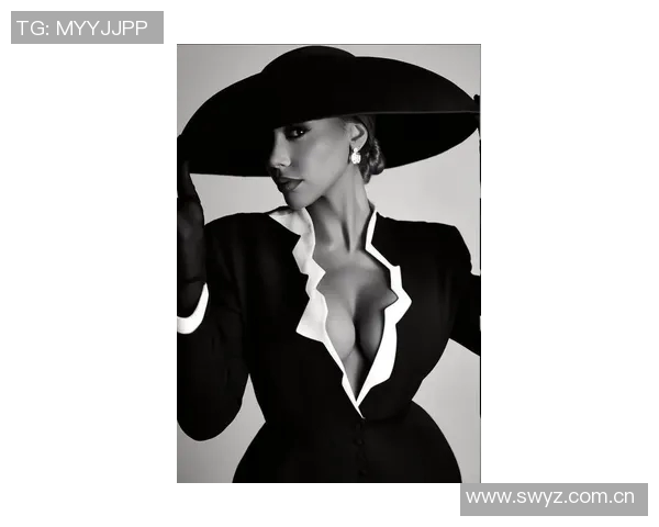 杰伦布朗女友为花花公子拍摄性感美照展现迷人魅力让网友大饱眼福